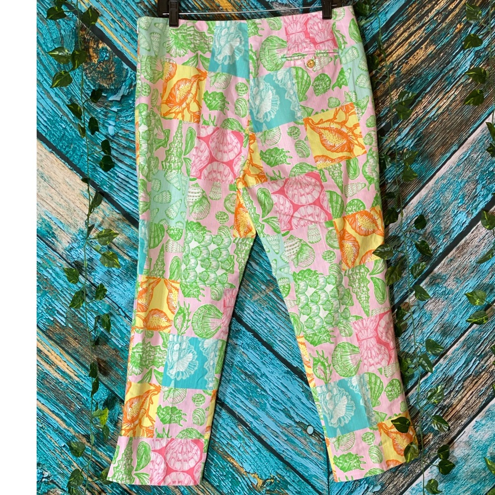 Lilly Pulitzer What The Shell Patch Print Capris - image 4